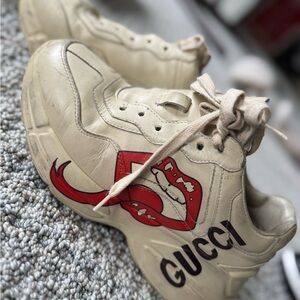 Gucci Beige and Red Women's Sneakers